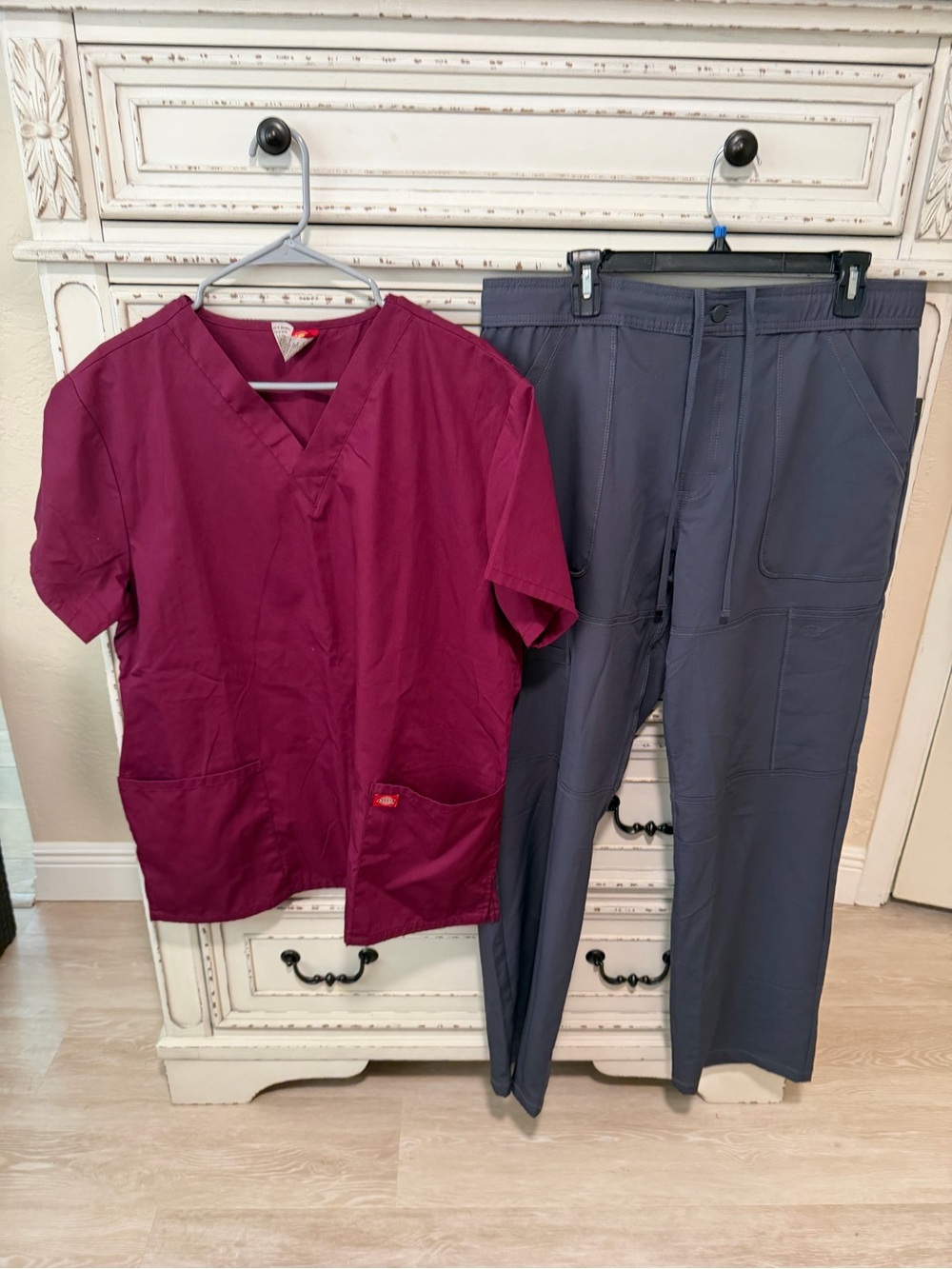 Dickies Women's Maroon V-Neck Top and Charcoal Straight Leg Pants